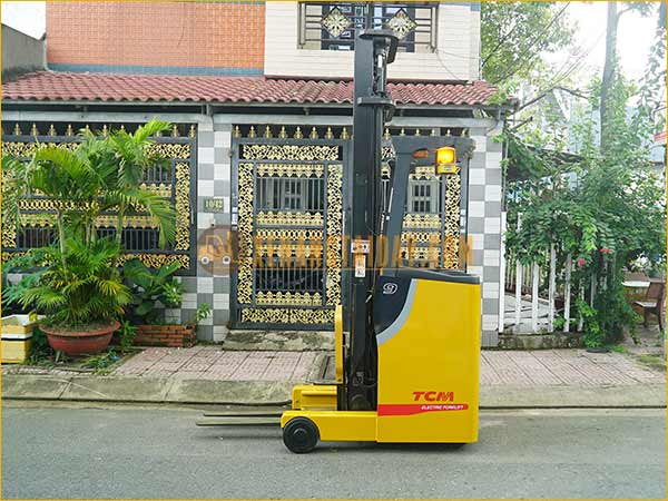 Xe nâng điện đứng lái TMC FBR9-8C - Xe Nâng Hiếu Khuê - Công Ty TNHH Hiếu Khuê